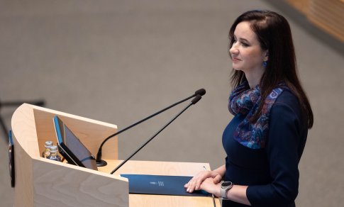 I. Ruginienė: peržiūrėsime egzaminų išlaikymo kartelę