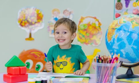 Kiek kainuoja ugdymas skirtingo tipo Lietuvos mokyklose?