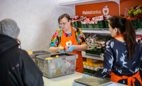 Kas trečias kaimo gyventojas – skurdo rizikoje: „ateina ir prašo bent šiandien kažko pavalgyt“