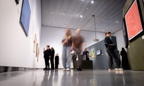 Atidaroma nauja tarptautinė paroda „Gen Z. Viskas vienu metu“