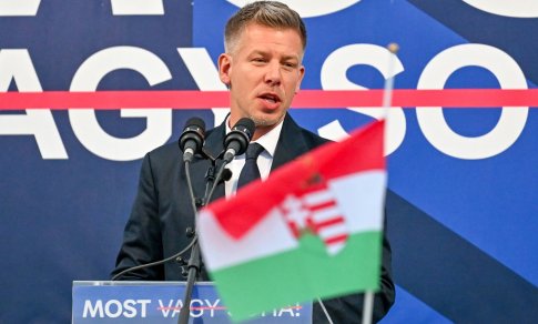 16 metų trukęs Orbano valdymas baigtas: Vengrijoje triuškinamą pergalę švenčia opozicinė partija