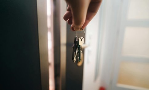 Būsto įperkamumas Lietuvoje gali mažėti: kiek kainos augs šiemet?