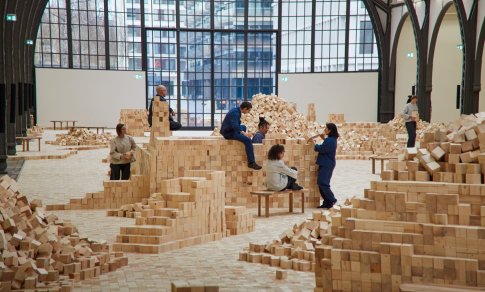 Linos Lapelytės instaliacija – prestižinėse Berlyno, Londono, Niujorko erdvėse