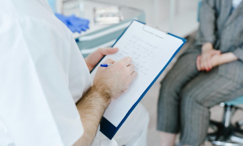 Ko tikėtis pirmą kartą kreipiantis į psichiatrą. Realūs ir klaidingi lūkesčiai