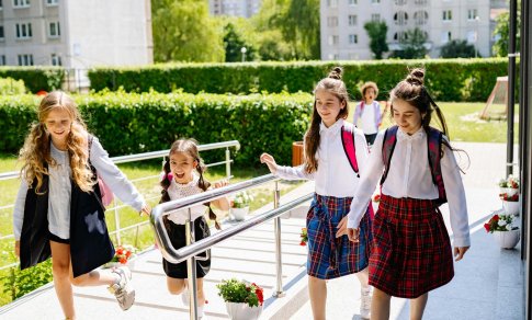 Nukenčia mažiausieji: mokyklose trūksta pagalbos lėtinėmis ligomis sergantiems vaikams