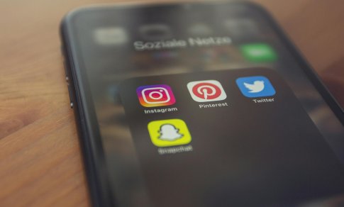 Australija ketina apmokestinti technologijų milžines už žiniasklaidos naujienas