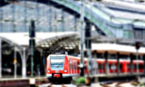 Valstybinėms susisiekimo įmonėms pavesta ruoštis krizei: didžiausias spaudimas – kelių sektoriuje