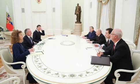 Europos Sąjunga rengiasi deryboms su Putinu?