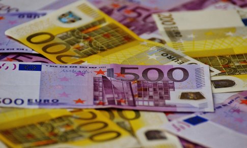 Skiriant socialinę paramą, siūloma vienodai traktuoti visus vaikus auginančius tėvus