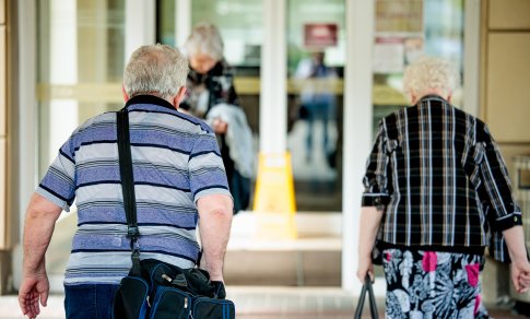 Medikai kritikuoja siūlymus bausti sveikatos įstaigas už žalą PSDF biuždetui: nukentės pacientai