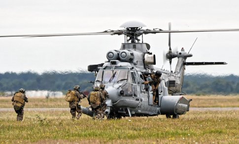 Skandinavijos žvalgyba: prie NATO sienų karines bazes statanti Rusija ruošiasi konfliktui