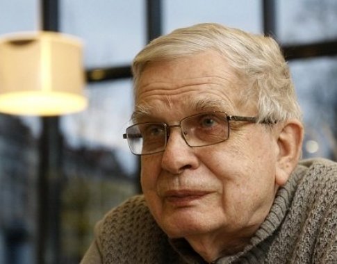 T. Venclova apie istorinę praeitį siūlo diskutuoti be tabu