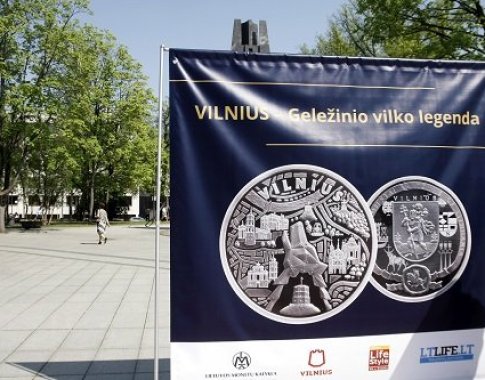 Nukaldintas pirmasis sostinę pristatantis medalis