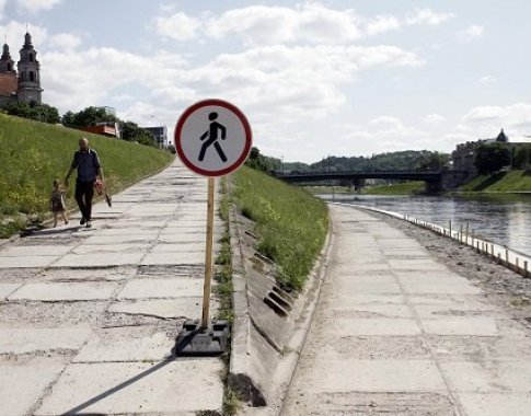 Neries krantinių rekonstrukcija