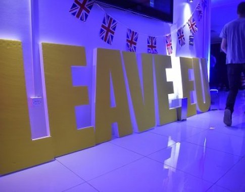 Oficialu: britai nusprendė trauktis iš ES