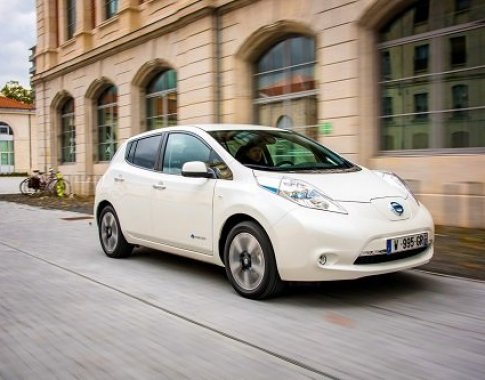 Elektromobiliai – žmonijos viltis ar technologinė aklavietė?