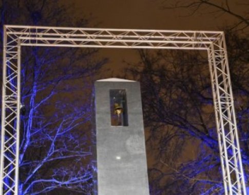 Vilniuje atidengtas memorialas Sausio 13-osios aukoms