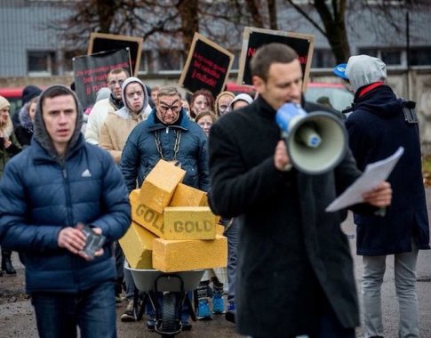 Buvę narkomanai bando gelbėti kvaišalų vergus