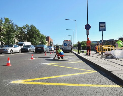 Vilniaus vairuotojus ragins neblokuoti stotelių
