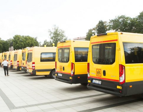 Į mokyklas išriedės nauji geltonieji autobusiukai