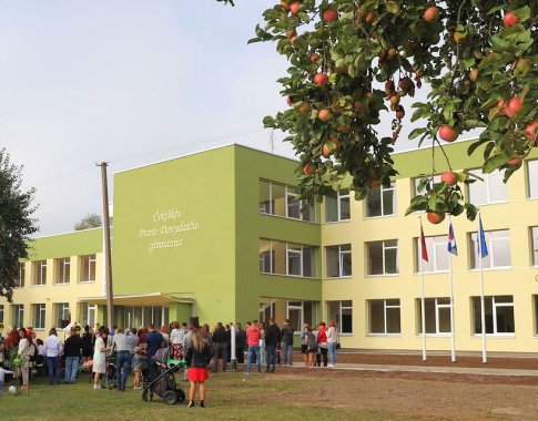 Kauno rajonas skirs daugiau lėšų mokykloms, darželiams, jaunoms šeimoms ir darbo užmokesčiui