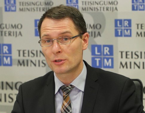 Teisingumo ministro planuose - „virtualus kalėjimas“