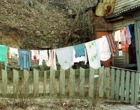 Pernai per 600 tūkst. šalies gyventojų gyveno žemiau skurdo rizikos ribos