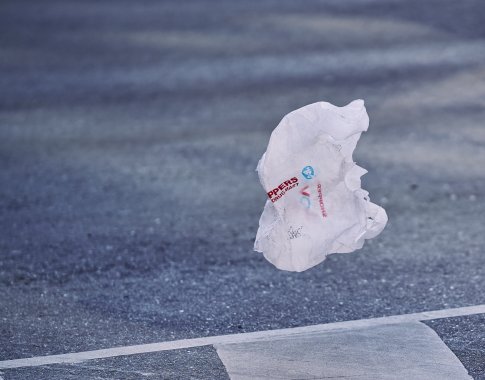 Vokietijoje – siūlymas uždrausti plastikinius maišelius Vokietijoje – siūlymas uždrausti plastikinius maišelius