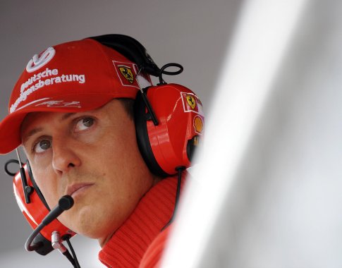 Buvusiai „Formulės 1“ žvaigždei M.Schumacheriui Paryžiuje taikoma kamieninių ląstelių terapija Buvusiai „Formulės 1“ žvaigždei M.Schumacheriui Paryžiuje taikoma kamieninių ląstelių terapija