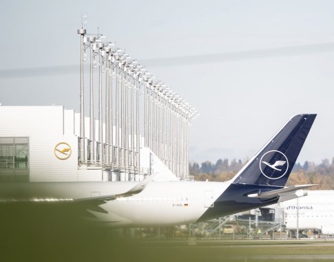 „Lufthansa“ skrydžių palydovų streikas: per dvi dienas atšaukta per tūkstantį skrydžių