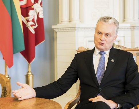 Prezidentas suteikė malonę 5 asmenims, tarp jų dviem Rusijos piliečiams, nuteistiems už šnipinėjimą Prezidentas suteikė malonę 5 asmenims, tarp jų dviem Rusijos piliečiams, nuteistiems už šnipinėjimą