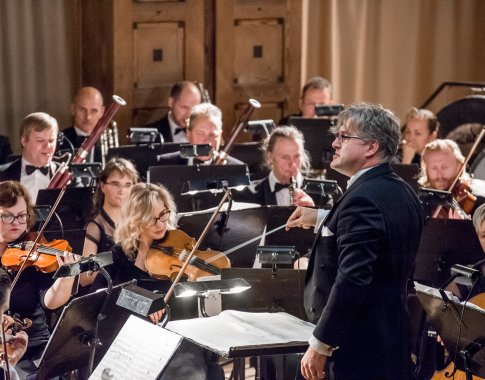 Muzikinio teatro istorija atsispindės žinomų operų uvertiūrose