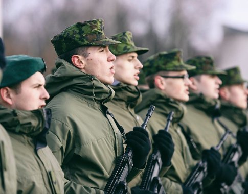 Šiandienos aktualijos: šauktiniai, parama vaikus auginančioms šeimoms ir neatrastas maisto atliekų rūšiavimas