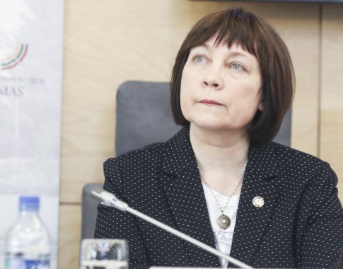 PSO atstovė Lietuvoje primena: sveikam žmogui kaukės nepadės