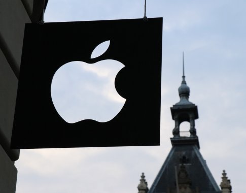 „Apple“ sumokės iki 500 mln. dolerių už tyčinį „iPhone“ lėtinimą „Apple“ sumokės iki 500 mln. dolerių už tyčinį „iPhone“ lėtinimą