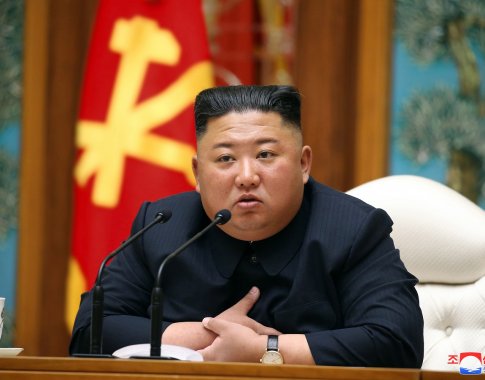 Seulas: Kim Jong Unas yra gyvas ir sveikas