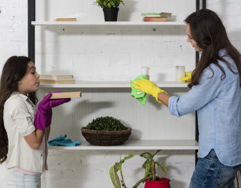 5 būdai, kaip žaidimų pagalba įpratinti vaiką tvarkytis namuose