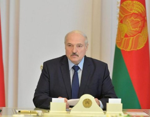 „BelTA“: A. Lukašenkai kelia nerimą „ginkluotojo komponento“ didinimas Lenkijoje ir Lietuvoje