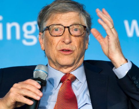 B. Gatesas: pandemija sustabdė pažangą kovoje su skurdu