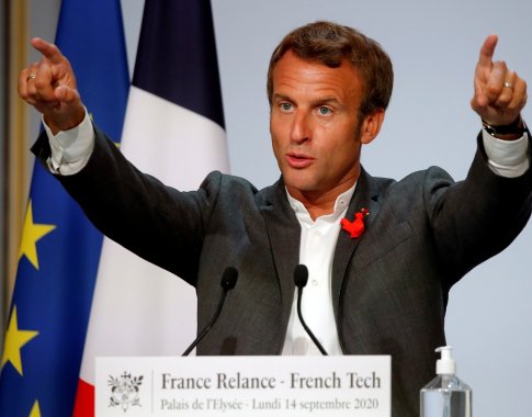 E. Macronas gina 5G technologijas: negrįšime prie žibalinės lempos E. Macronas gina 5G technologijas: negrįšime prie žibalinės lempos