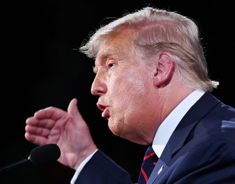 D. Trumpo štabas pranešė apie debatų pabaigą jiems dar neprasidėjus D. Trumpo štabas pranešė apie debatų pabaigą jiems dar neprasidėjus
