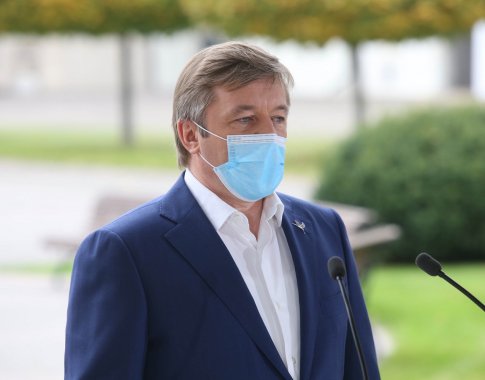 R. Karbauskis: sudarysime šešėlinę Vyriausybę teikti alternatyvius pasiūlymus R. Karbauskis: sudarysime šešėlinę Vyriausybę teikti alternatyvius pasiūlymus