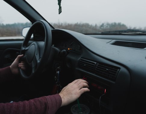 Ekspertai perspėja vairuotojus: prieš žiemą verta susirūpinti, kokiu oru kvėpuojate