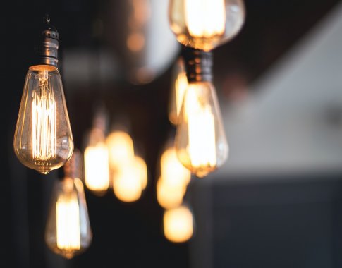 Kiek mokėsime už elektrą? Jau galima lyginti nepriklausomų elektros tiekėjų vartojimo planus ir kainas Kiek mokėsime už elektrą? Jau galima lyginti nepriklausomų elektros tiekėjų vartojimo planus ir kainas