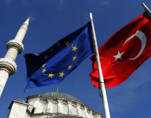 Turkija nori versti „naują puslapį“ santykiuose su ES