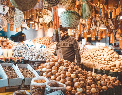 ŽŪM: karantino metu turgavietėse galima prekyba maisto produktais ir eglutėmis