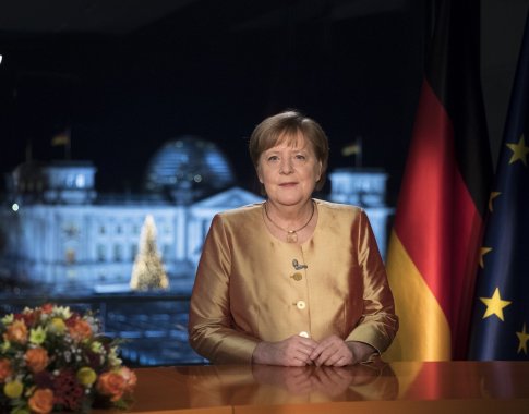 A. Merkel: dėl koronaviruso krizės Vokietijos laukia sunkūs laikai ir 2021 m.