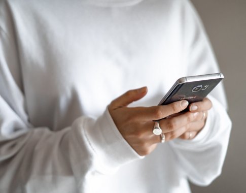 Vaikai internete: 3 patarimai, kaip kalbėtis apie pornografiją, sekstingą bei medijas Vaikai internete: 3 patarimai, kaip kalbėtis apie pornografiją, sekstingą bei medijas