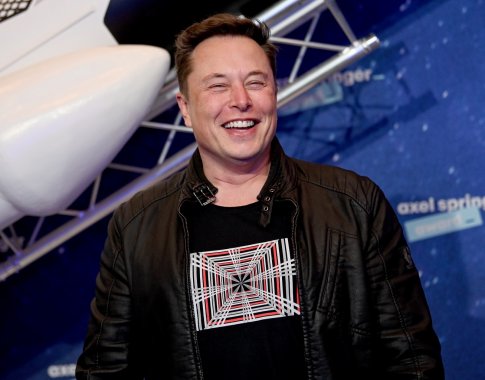 E. Muskas jau netrukus gali aplenkti J. Bezosą ir tapti turtingiausiu planetos žmogumi E. Muskas jau netrukus gali aplenkti J. Bezosą ir tapti turtingiausiu planetos žmogumi