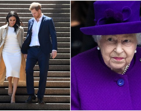 Karalienę Elžbietą II „nuliūdino“ iššūkiai, su kuriais teko susidurti princui Harry‘iui ir jo žmonai Meghan